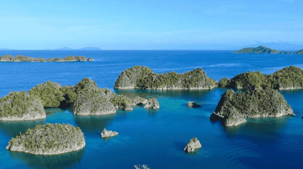 Keindahan Alam Raja Ampat yang Bikin Takjub