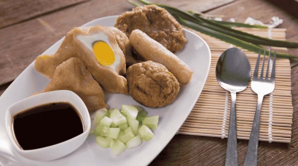 Pempek Palembang yang Selalu Menggoda Lidah