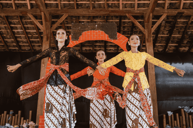Peran Komunitas Tari Tradisional Peran Komunitas Tari Tradisional