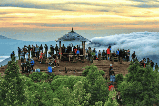 Waktu Terbaik Berkunjung ke Bukit Sikunir