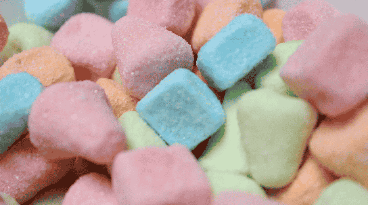 Gulali Manisnya Kenangan Masa Kecil yang Tak Terlupakan