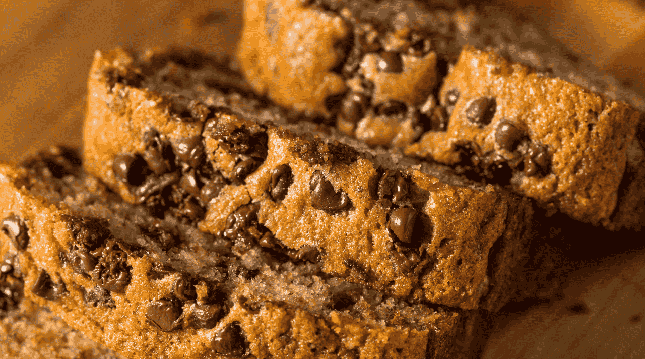 Roti Pisang Camilan Hangat yang Selalu Bikin Rindu