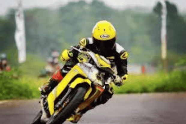 Dinamika Komunitas Motor Road Race Dinamika Komunitas Motor Road Race