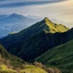 Panorama alam Mount Merbabu di Jawa Tengah