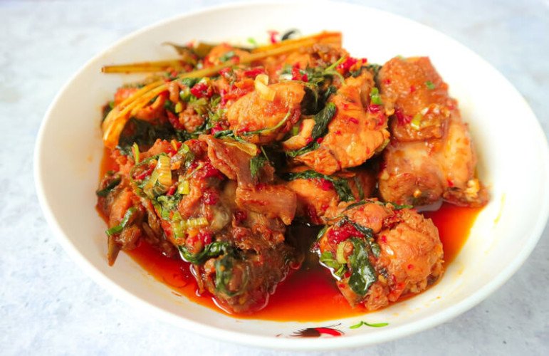 AYAM RICA RICA KHAS MANADO