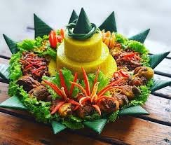 dibuat seperti gunung