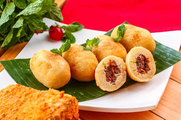 rasa lezatnya jajanan tradisional