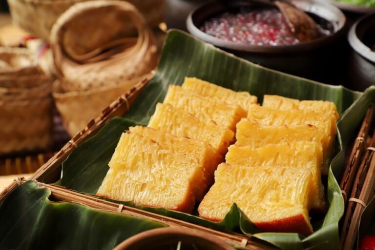 kue lembut seperti sarang lebah