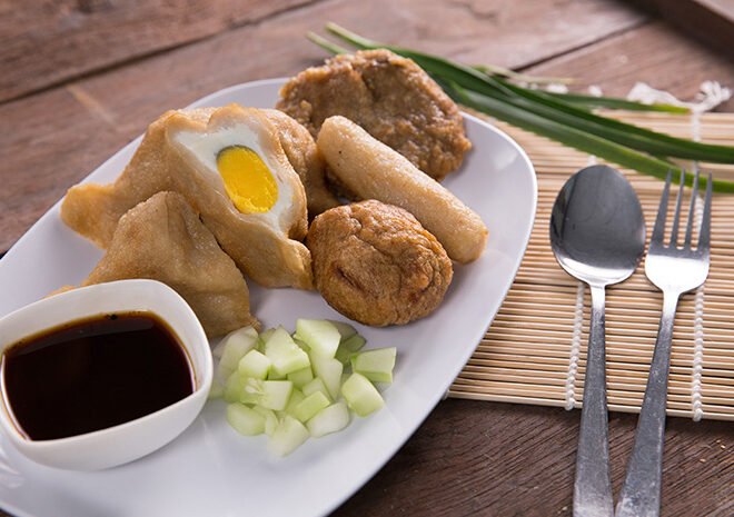 PEDAS NIKMAT RASA JAJANAN PEMPEK