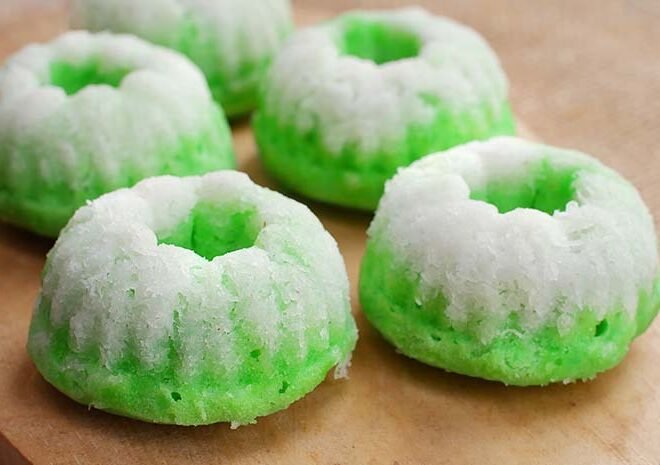 JAJANAN PASAR KUE PUTU AYU