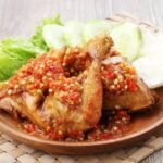 kelezatan ayam berpadu dengan sambal