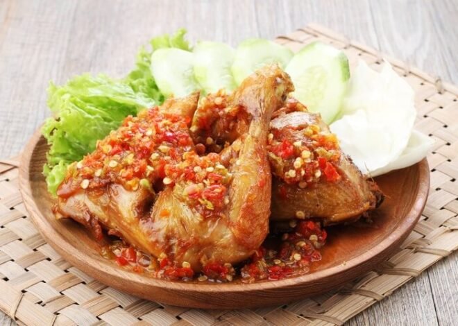 RASA KELEZATAN KULINER AYAM PENYET