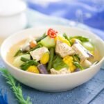 rasa yang kaya akan rempah pada sayur lodeh