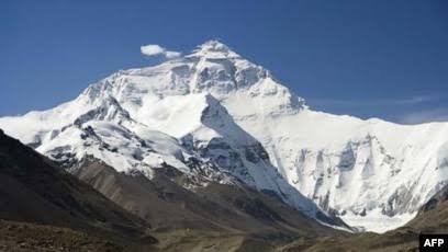 RASA PUNCAK GUNUNG EVEREST